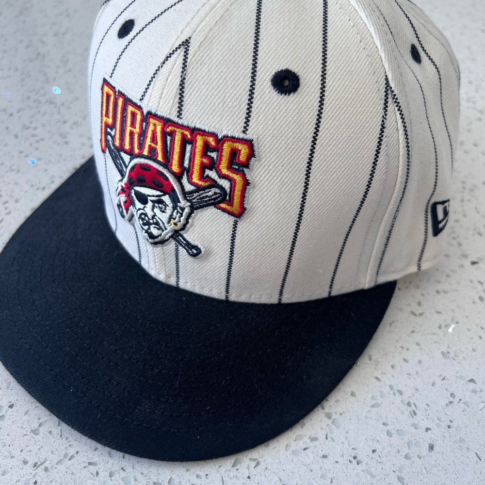 New Era Black and Off White Pirates Hat 7 1/4 fitted Cap